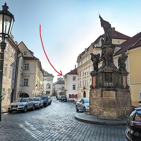 شقة Charming Quiet Retreat Near Charles Bridge *